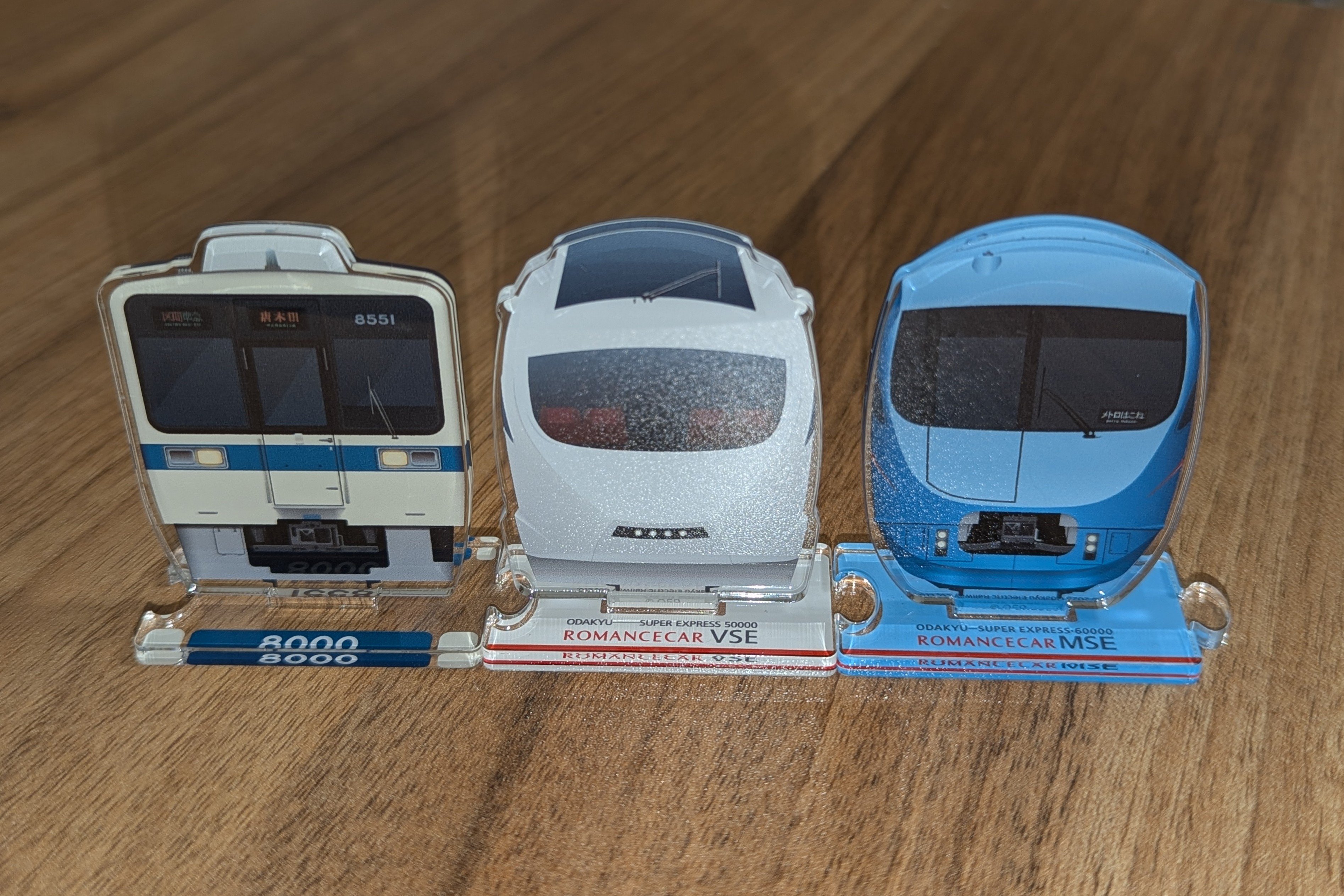 小田急 電車アクリルスタンド 2000年代編 8000形 8551 - メルカリ