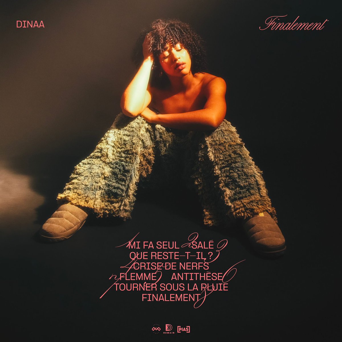 PALACEPROD's tweet photo. 🚨 NOUVEL EP DISPONIBLE 🚨

Il est temps pour @DinaaOfficiel de vous en dévoiler d’avantage sur elle et sur son univers au travers d’un second EP ! 

« Finalement » maintenant disponible partout ✨

👉 https://t.co/sqImG4jwGr https://t.co/g3B0iRhMEr