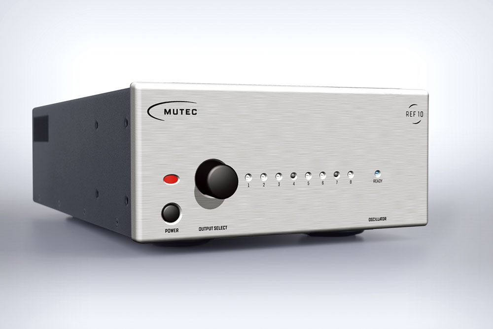 Hibinocom's tweet photo. 【アウトレット品情報📢】
MUTECの定番マスタークロックジェネレーター「REF10」がアウトレット特価で通常価格からなんと35%OFF!
数量限定特価となりますのでお早めに😉✨
・REF10 Aluminum
https://t.co/IffCoQAxSZ
・REF10 Black
https://t.co/vy32Q1I4Xc
#MUTEC #ハイエンドオーディオ https://t.co/vEJD9QVCed