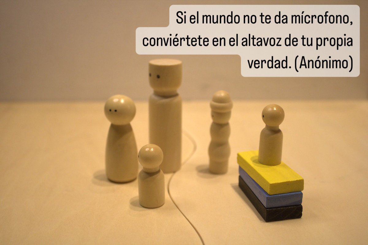 Educar en valores  con figuràs de madera