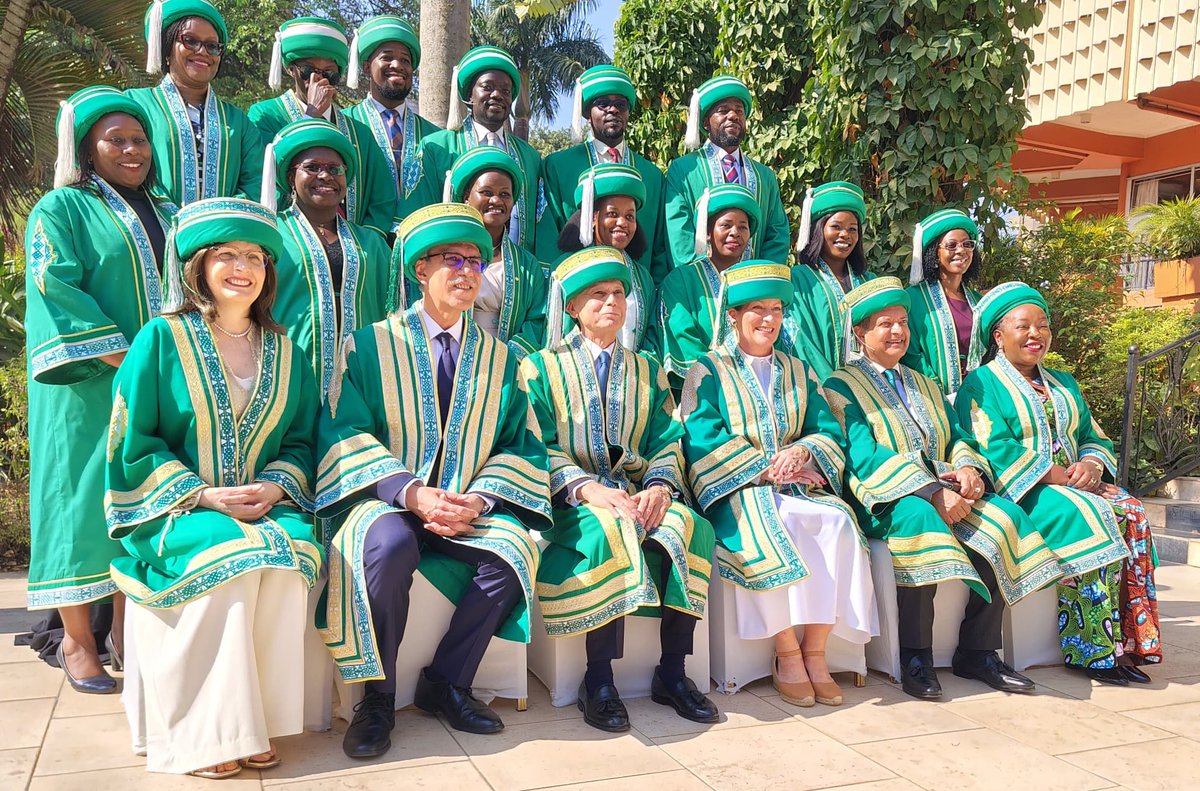 Namirimu Esther Robinah (@estherluv_hrt1) on Twitter photo I guess it's time to reintroduce myself! 🎉
Proud to have earned a Master of Arts in Digital Journalism from <a href="/AKUGlobal/">Aga Khan University</a>.
Excited to keep growing, thinking critically, and shaping conversations in media & communications! 🚀 I guess it's time to reintroduce myself! 🎉
Proud to have earned a Master of Arts in Digital Journalism from <a href="/AKUGlobal/">Aga Khan University</a>.
Excited to keep growing, thinking critically, and shaping conversations in media & communications! 🚀