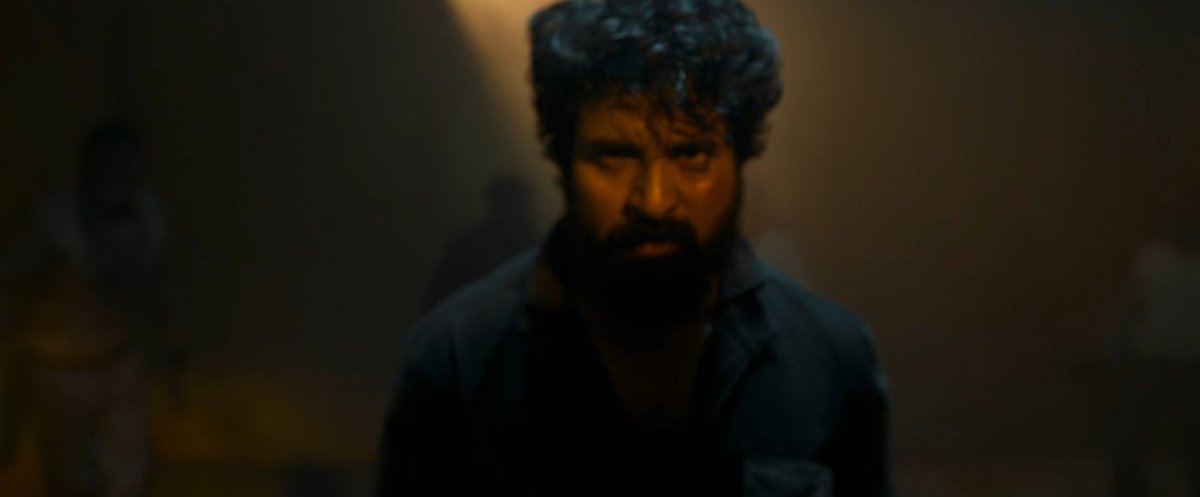 Nandhan_Talkz's tweet photo. ஒவ்வொரு ஹீரோ படம் வரும் போதும்...

SK vs VJS
SK vs D
SK vs STR

கவின் படம் வந்தா SK க்கு போட்டு கவின் தான் SK vs Kavin

இப்போ Pradeep தூக்கிட்டு வர்றானுங்க SK vs PR

இங்க களம் மட்டும் தான் மாறுது... 

ஆனா ஆள் ஒரே ஆள் தான்.

இவ்ளோ வன்மவாதிகள் மத்தியில் அந்த மனுசன் ஜெயிக்குற குதிரையா ஓடுறதே பெரிய போராட்டம் தான் 🔥🔥🔥

இது ரசிக மனப்பான்மை அல்ல... யதார்த்தம் அதுவாய் தான் இருக்கு 🤝

#Sivakarthikeyan