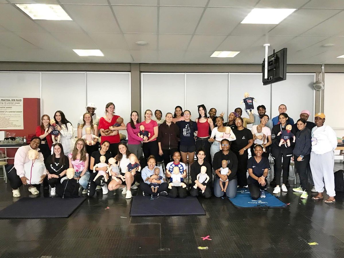 Saving lives, one compression at a time! Final year Physio students complete CPR Refresher course training 🫀⛑

 #PhysioLife #CPRtraining #MedicalExcellence