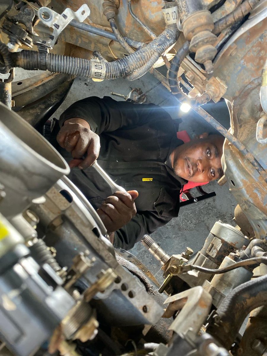 autorepairsrbg's tweet image. We pride ourselves on providing reliable, affordable, and friendly service. Plus, every repair comes with a 𝔽ℝ𝔼𝔼 50-point vehicle check! 🤝🏼😍 

ℹ️ Get a quote bit.ly/43uAtn8 

#EngineRepairs #AutomotiveExperts #AffordableServices #AutoRepairs #Randburg
