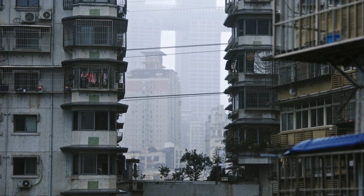 ynjs4rt's tweet image. #thefirstfrost ate in the cinematography department