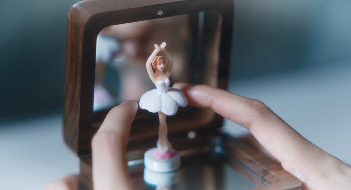 ynjs4rt's tweet image. #thefirstfrost ate in the cinematography department