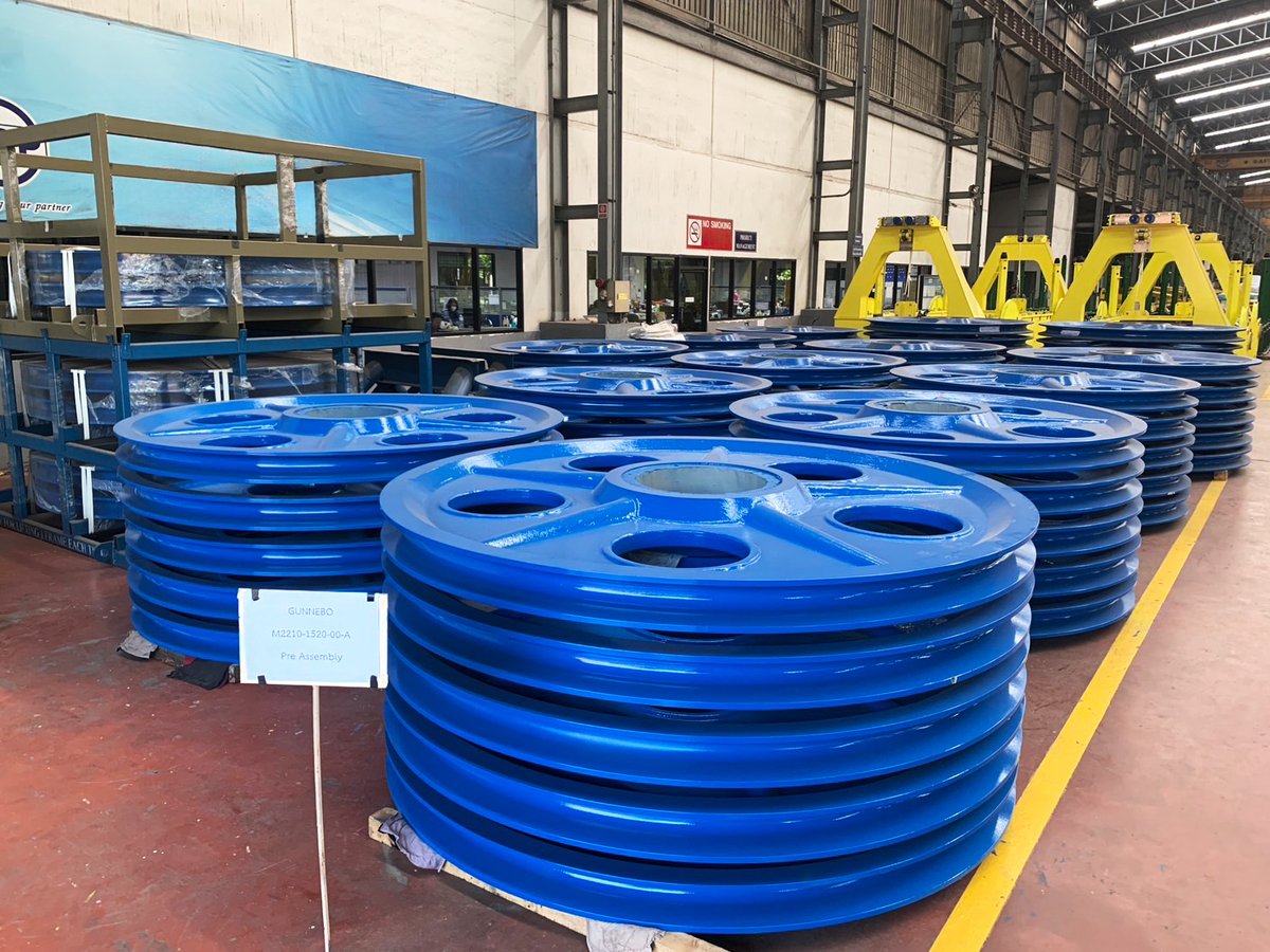 Hoist Magazine (@hoist_magazine) on Twitter photo .<a href="/kitocrosby/">Kito Crosby</a> secures agreement with an OEM, to supply #offshore crane sheaves with a SWL range of 20Te to 250Te tinyurl.com/yttxfxdy .<a href="/kitocrosby/">Kito Crosby</a> secures agreement with an OEM, to supply #offshore crane sheaves with a SWL range of 20Te to 250Te tinyurl.com/yttxfxdy