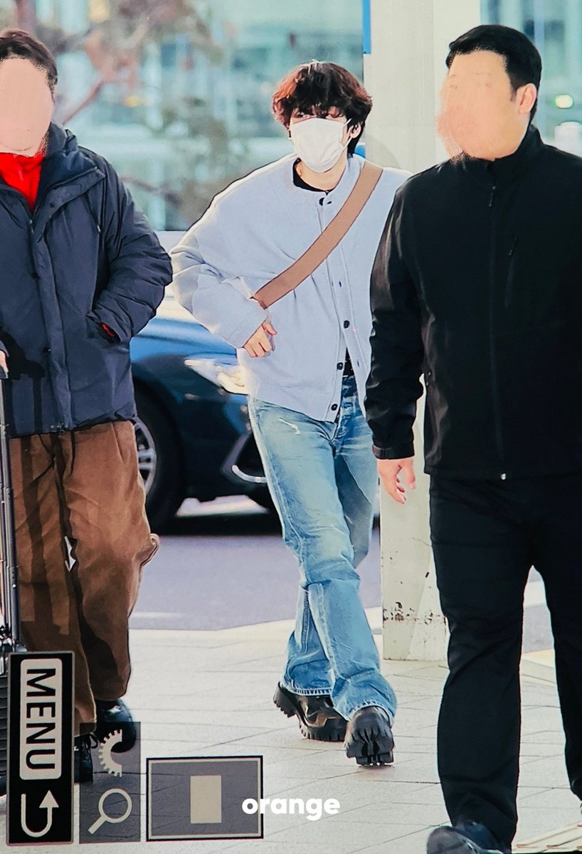 orange04_bh's tweet photo. 250221   ICN   출국 

#백현 #BAEKHYUN 
@B_hundred_Hyun @BAEKHYUN_INB100 https://t.co/P5Xtf2a5zr