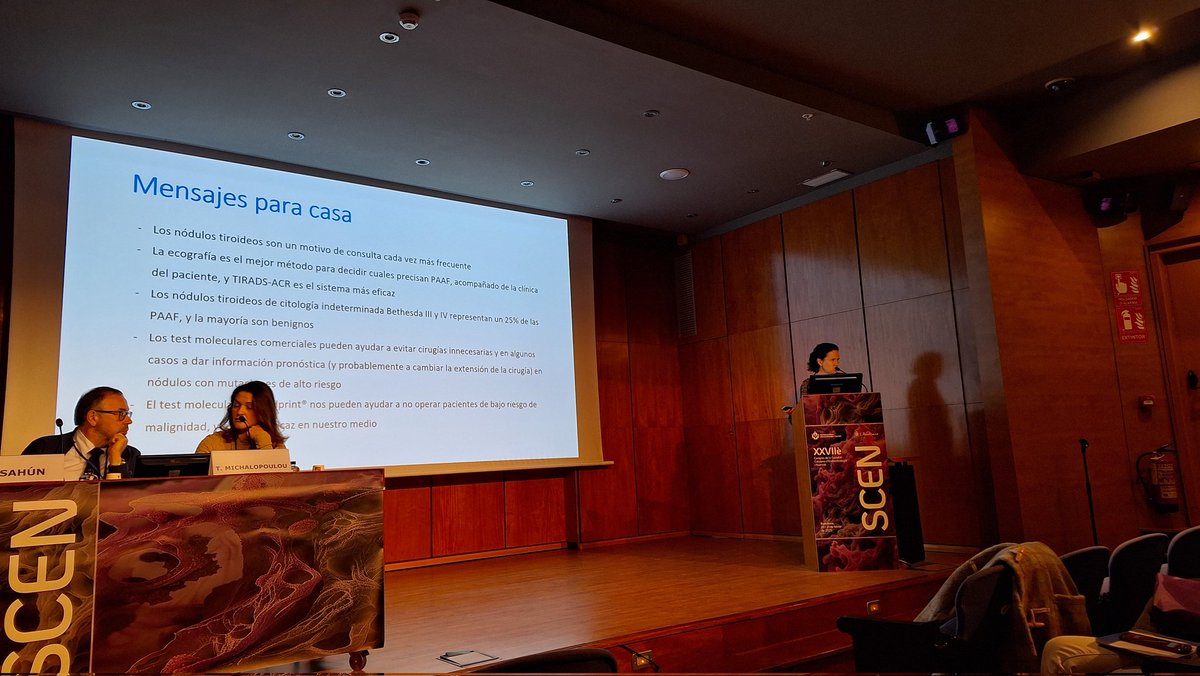 NURIA VILARRASA (@nuriavilarrasa2) on Twitter photo XXVIICongrés de la Societat Catalana Endocrinologia i Nutrició. Rosa Casany ens ha mostrat de manera brillant l'utilitat dels estudis Moleculars en nóduls tiroidals <a href="/RosaCasan/">Rosa Casañ Fernandez</a> XXVIICongrés de la Societat Catalana Endocrinologia i Nutrició. Rosa Casany ens ha mostrat de manera brillant l'utilitat dels estudis Moleculars en nóduls tiroidals <a href="/RosaCasan/">Rosa Casañ Fernandez</a>