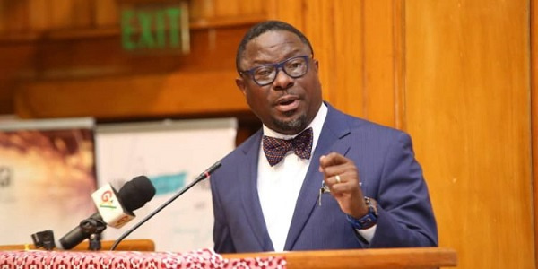 OfficialFakyeTv's tweet image. AGI President&apos;s Call: Fix VAT Before Tax Cuts!

Dr. Yaw Osei Adutwum urges the government to prioritize VAT reform for long-term growth. 💡

#VATReform #Ghana #EconomicGrowth #AgiosErotas 

Full details here: anuanommedia.com/agi-president-…
