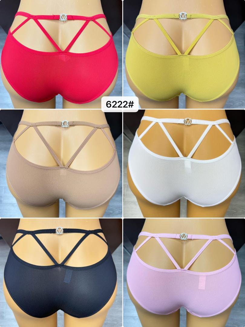 AugusMarket's tweet photo. String sexy strings pour femmes 
Contact : +22870122858 https://t.co/6OFGqg24CW