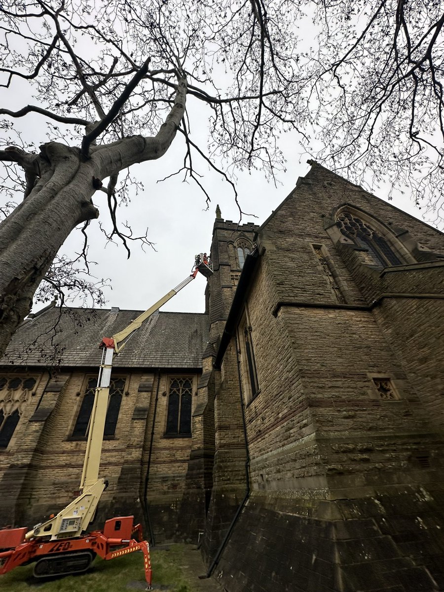 St. Edmund’s Falinge 🇬🇧🇺🇦 tweet media