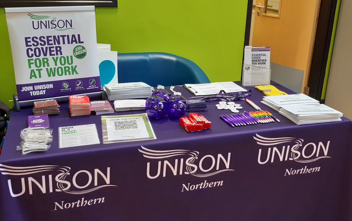 UNISON stall at the @Inspire2Learn Centre in South Bank today.
Seeing our Redcar &amp; Cleveland Branch members and new staff on site.  They've all made us very welcome.

💚💜 join.unison.org.uk 💚💜 ✊
#HeartUnions #abetterworkinglife #HeartUNISON
#NorthernUNISON