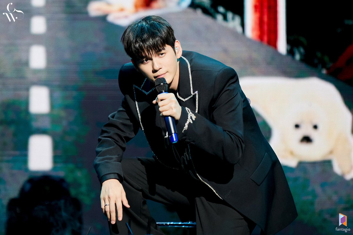 fantagiogroup's tweet photo. [#옹성우][포스트] 옹성우 is back

▶ https://t.co/XPey4M3yaW

#네이버_포스트 #ONGSEONGWU https://t.co/68HHbFGbx2