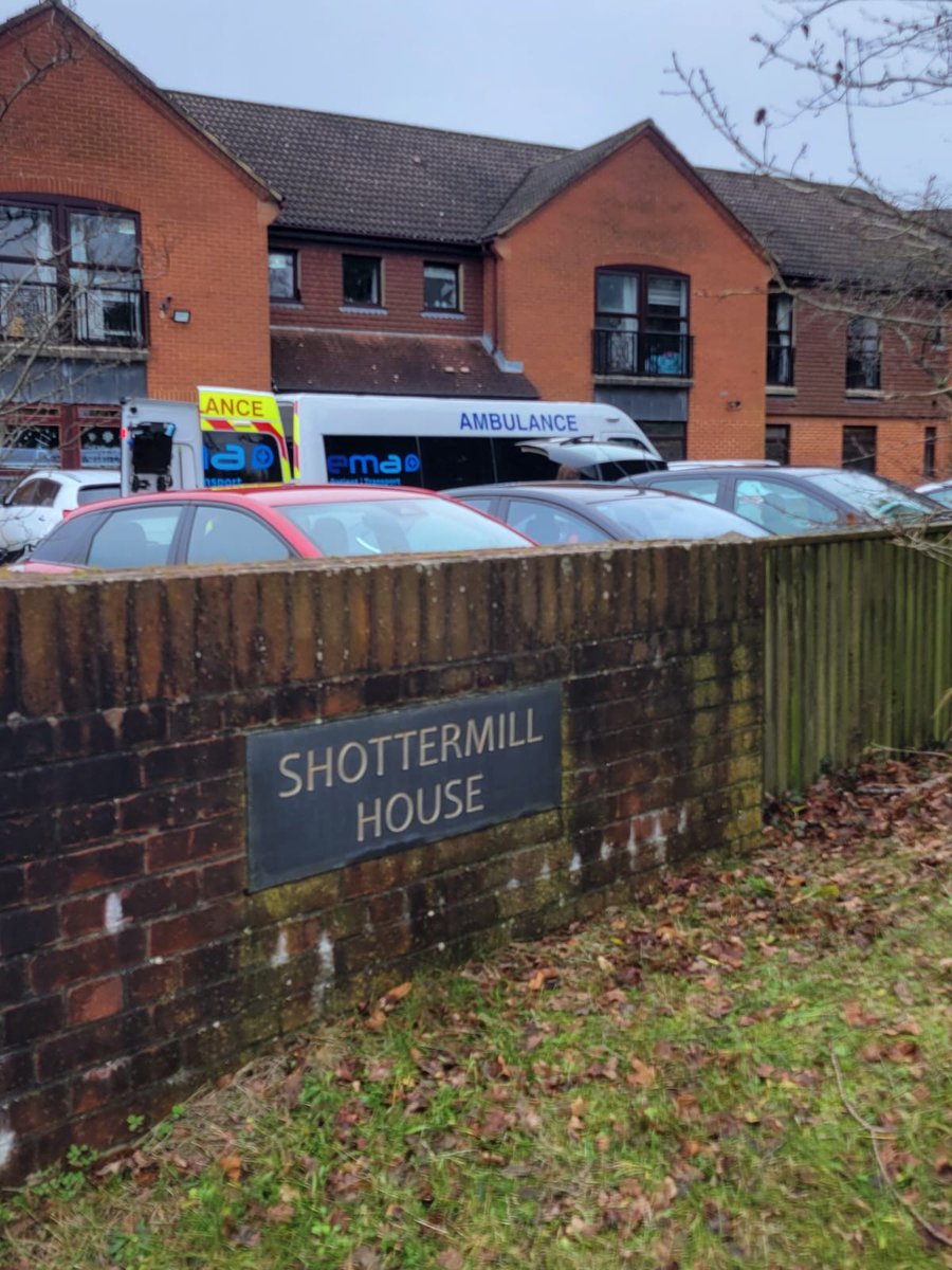 EMA Patient Transport were at <a href="/PilgrimsFS/">Pilgrims' Friend</a> Shottermill House, where a resident was using our care home transport services. The care home is beautiful and the facilities and staff are amazing.
Learn more about EMA's care and nursing home transport 👇
emapatienttransport.co.uk/blogs/how-do-e…