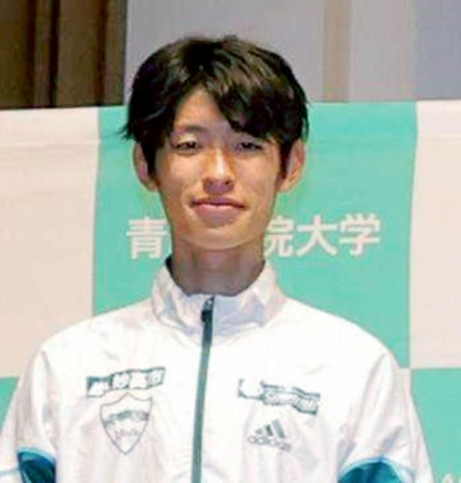 BlaircHasxley's tweet photo. 【訃報】青学大駅伝チームの3年生・皆渡星七さんが死去 21歳 1月に悪性リンパ腫公表   

遺族の意向を受けて、公式ホームページで公表された。原監督は「『がんになっても箱根を目指し��い』という皆渡をチーム全員が応援していました。残念です。早すぎます」と悼んだ。 https://t.co/1NFSrXoJrs