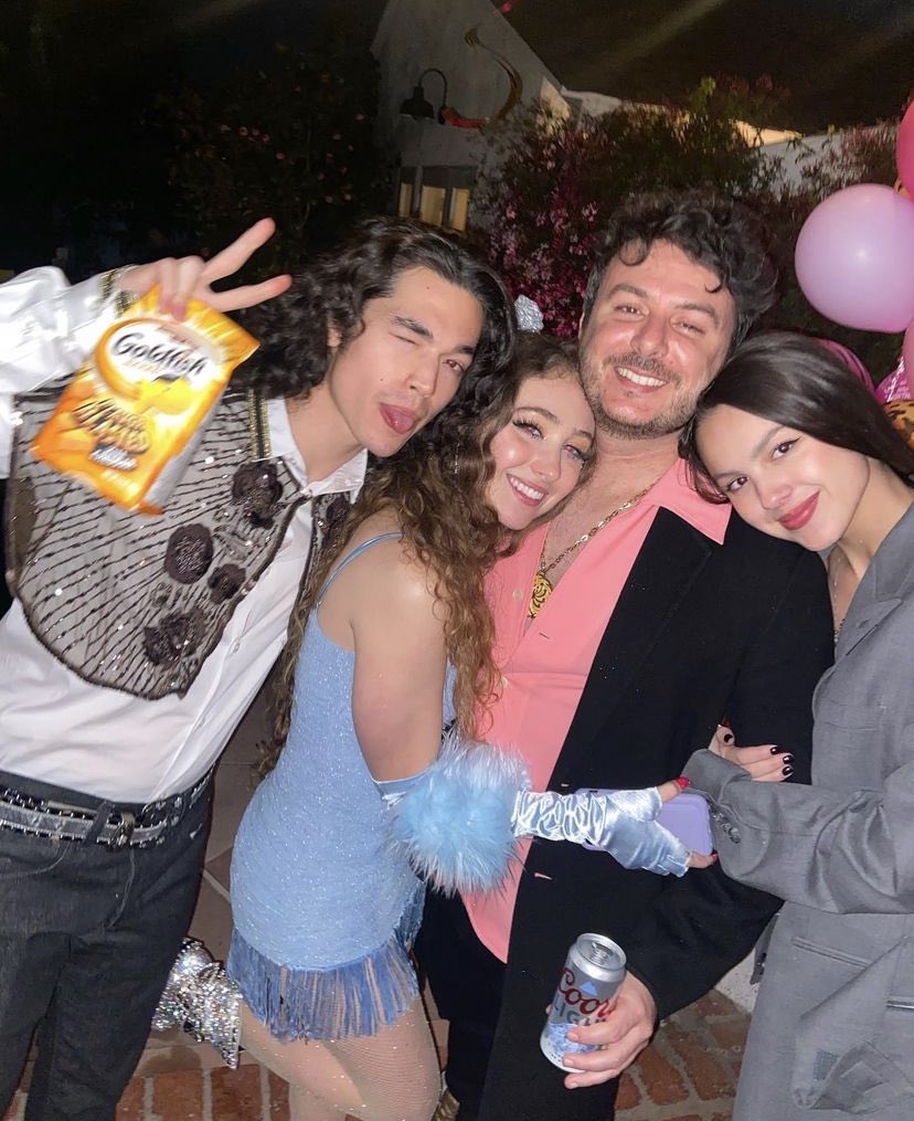 throwbackolivia's tweet image. Olivia Rodrigo via Chappell Roan's Instagram 3 years ago today. (February 21, 2022)