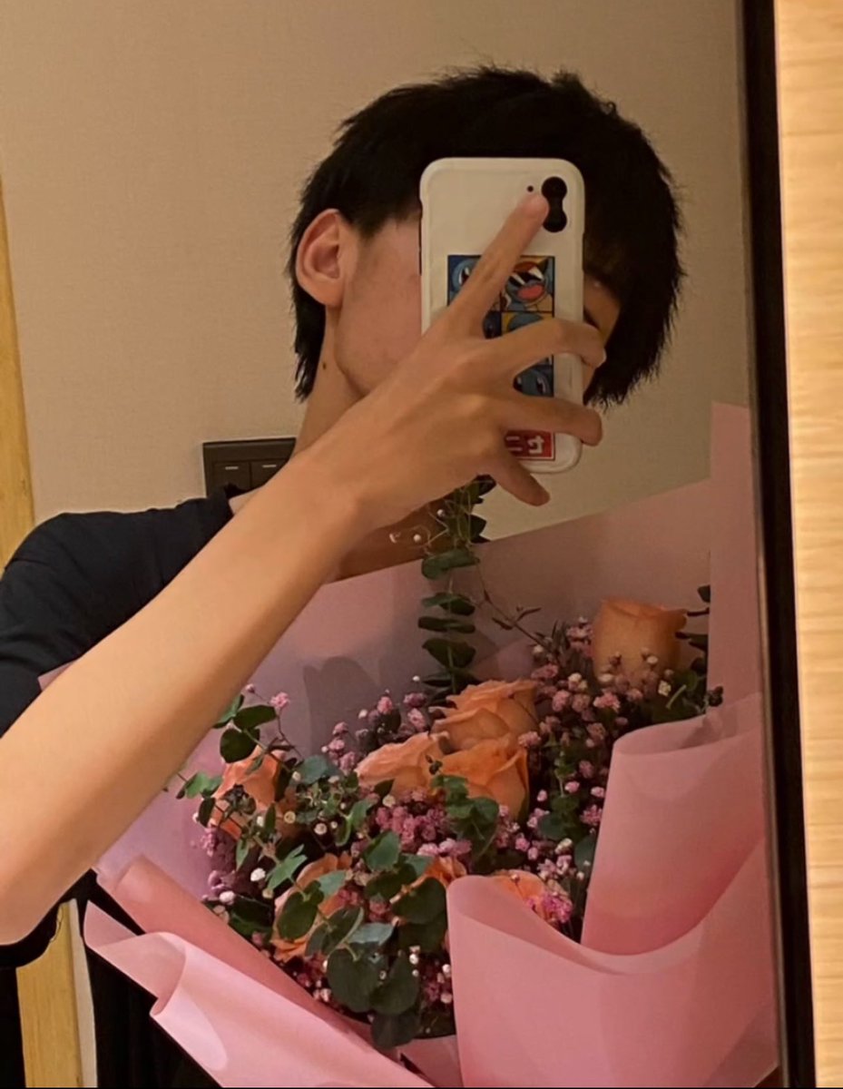 想谈恋爱😔