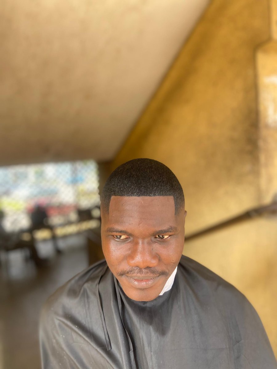 Blades_ms's tweet image. From rough to refined—because a fresh cut changes everything! ✂️🔥 #SharpLook #haircuttransformation