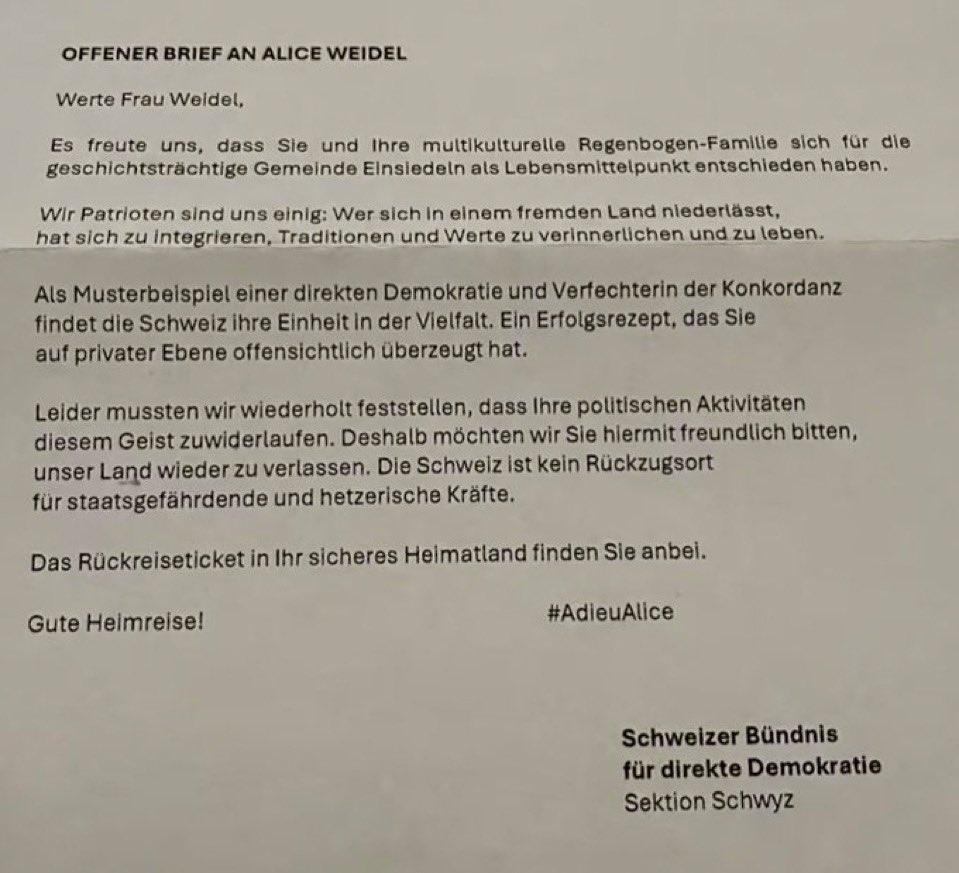 BerghexeFranken's tweet photo. Die Schweiz will die #Nachttischlampe los haben. Komisch, angeblich ist ihr Wohnsitz doch in Überlingen. Oh wait, #weidelluegt wie immer! https://t.co/Beyhdn1QCz