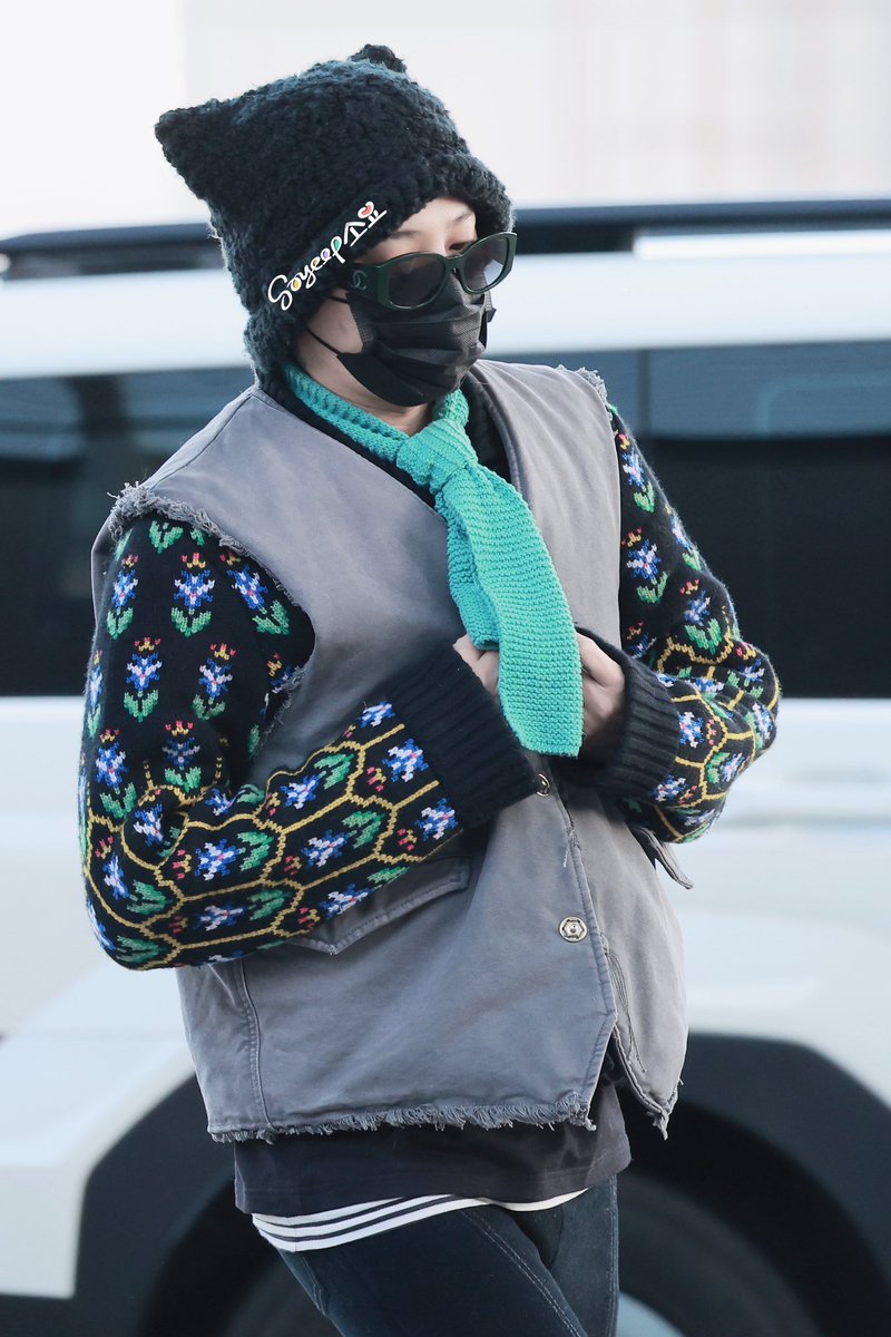 SOYEOP0818's tweet photo. 20250221 인천 출국

🐈‍⬛
@IBGDRGN 

#GDRAGON #GD #KWONJIYONG #지드래곤 #지디 #권지용 #权志龙 https://t.co/OV4TNEtAcp