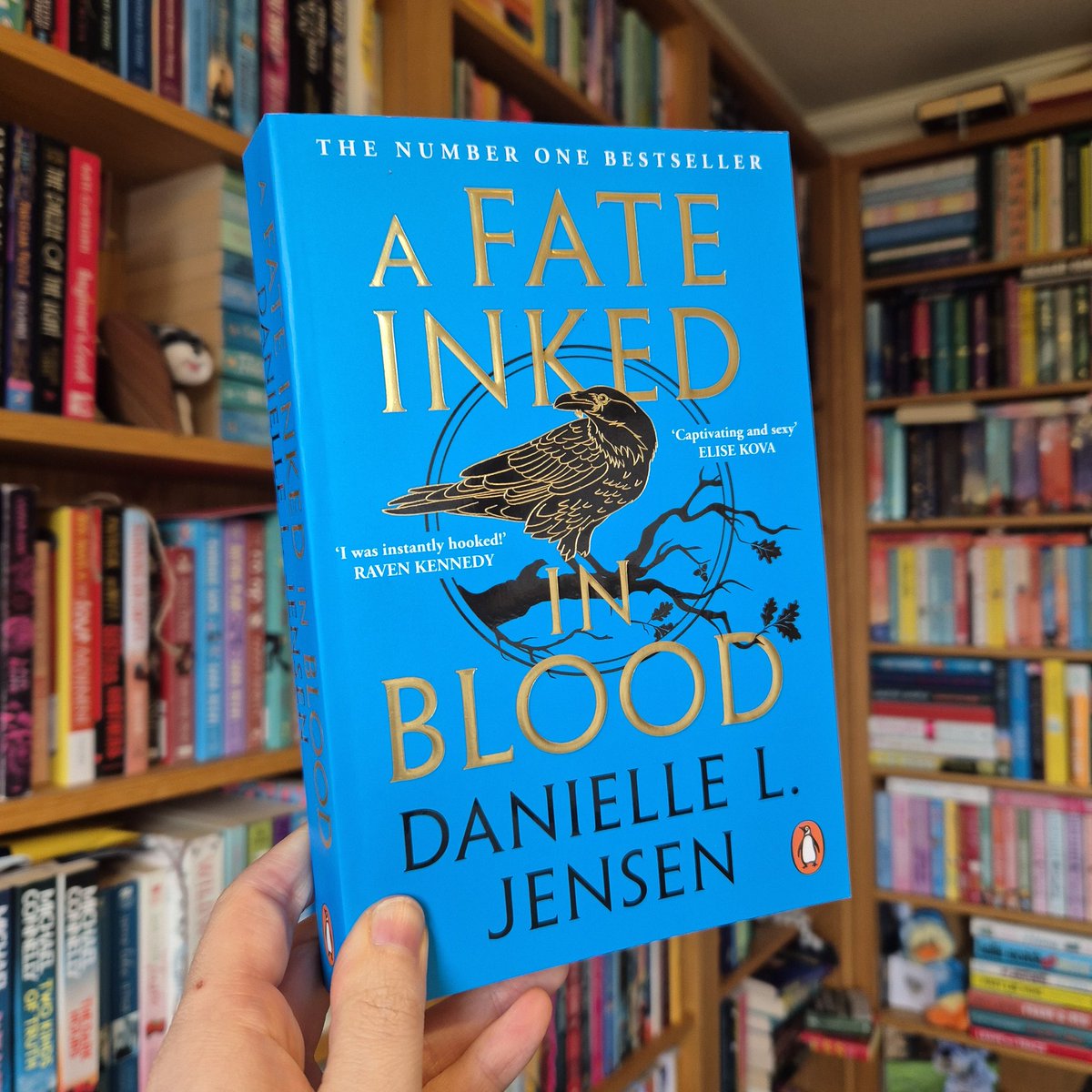 Ellie (@bookmadb) on Twitter photo Book mail
A Fate Inked in Blood by Danielle L. Jensen
Thanks so much for sending this my way <a href="/DelReyUK/">Del Rey Books UK</a> @aoifkemcguire
#AFateInkedinBlood #BookPost #BookTwitter Book mail
A Fate Inked in Blood by Danielle L. Jensen
Thanks so much for sending this my way <a href="/DelReyUK/">Del Rey Books UK</a> @aoifkemcguire
#AFateInkedinBlood #BookPost #BookTwitter