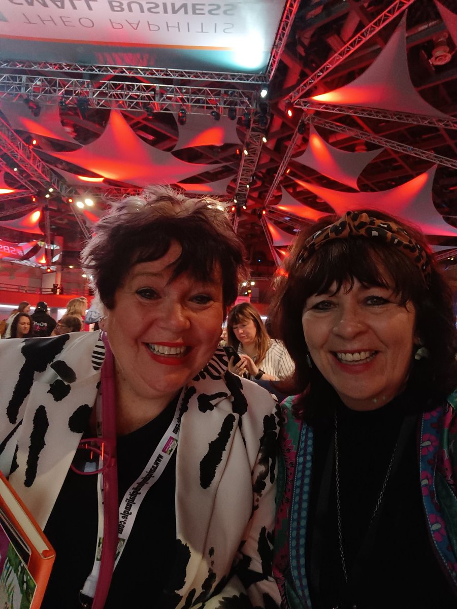 SianLewin1's tweet image. AT #SBSEvent with the lovely @SueAtkins great to meet her in person 🩷🧡