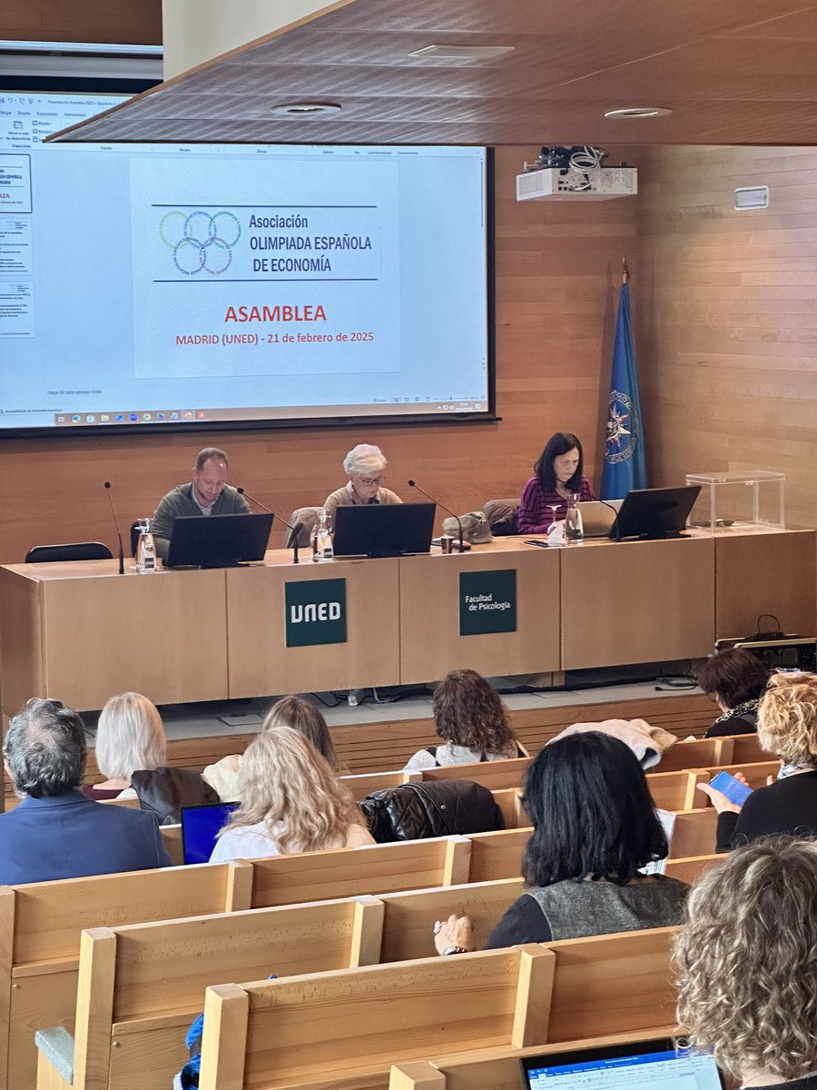 Hoy 21F, Reunión de la asamblea de la #Olimpiada #Española de #Economía. Nos acoge la <a href="/UNED/">UNED</a> gracias a la organización del equipo decanal <a href="/UnedEconomicas/">Económicas UNED</a>