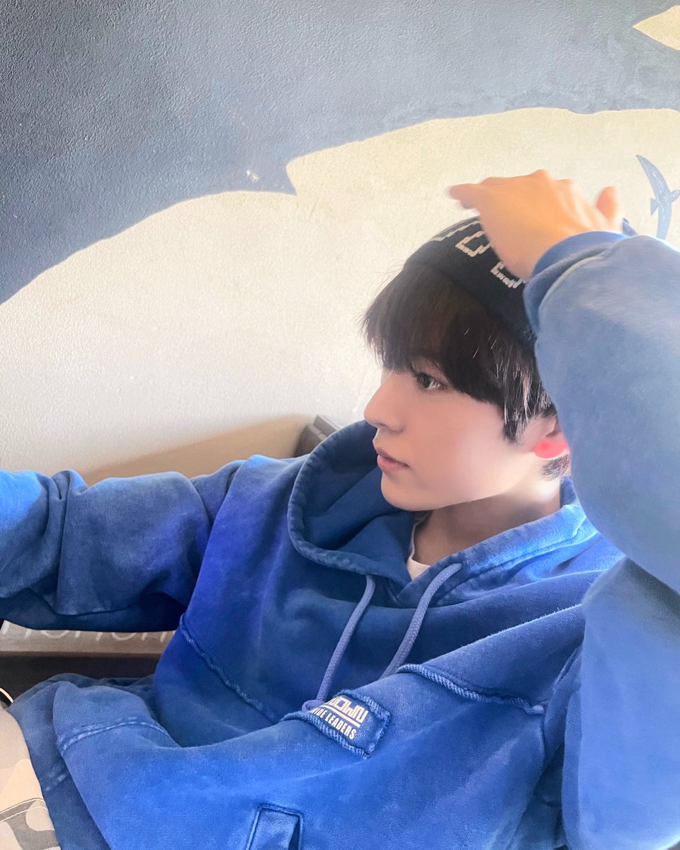 uushi_com's tweet photo. 느낌 좋은날 https://t.co/4Qzxp24hi9