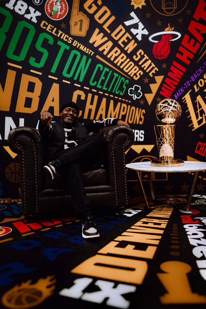 Third All-Star Weekend was truly exceptional, surrounded by an amazing team. It was a great honour for me to pay tribute to a legend like Dikembe 🕊️. 

Proud to be part of the African story we're building through NBA Africa.

#NBAAfrica #Workmode