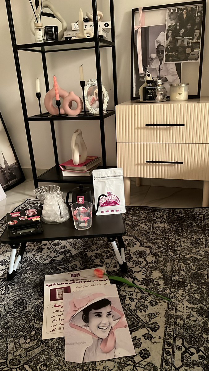 اللهُم زد إكتفائي بنفسّي وبالأشياء 
التي تسّتحق أن أكتفي بهَا 🌸🤍