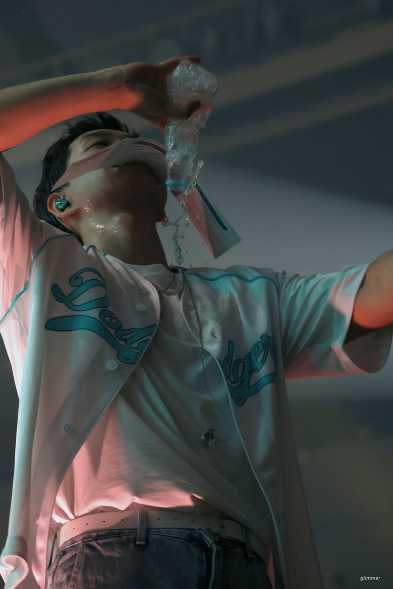 그니까 제가 이것도 안올렸다는거죠...?
반성해라

𝟮𝟰𝟬𝟴𝟮𝟯 𝘄𝗿𝗶𝘁𝘁𝗲𝗻 𝗯𝘆 𝗙𝗟𝗢𝗪𝗘𝗥 𝗘𝗡𝗖𝗢𝗥𝗘 𝗶𝗻 𝗦𝗘𝗢𝗨𝗟 #최상엽 #루시