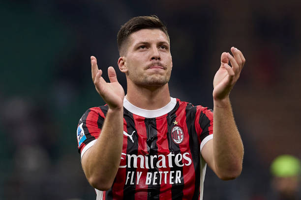 Milan Posts tweet media