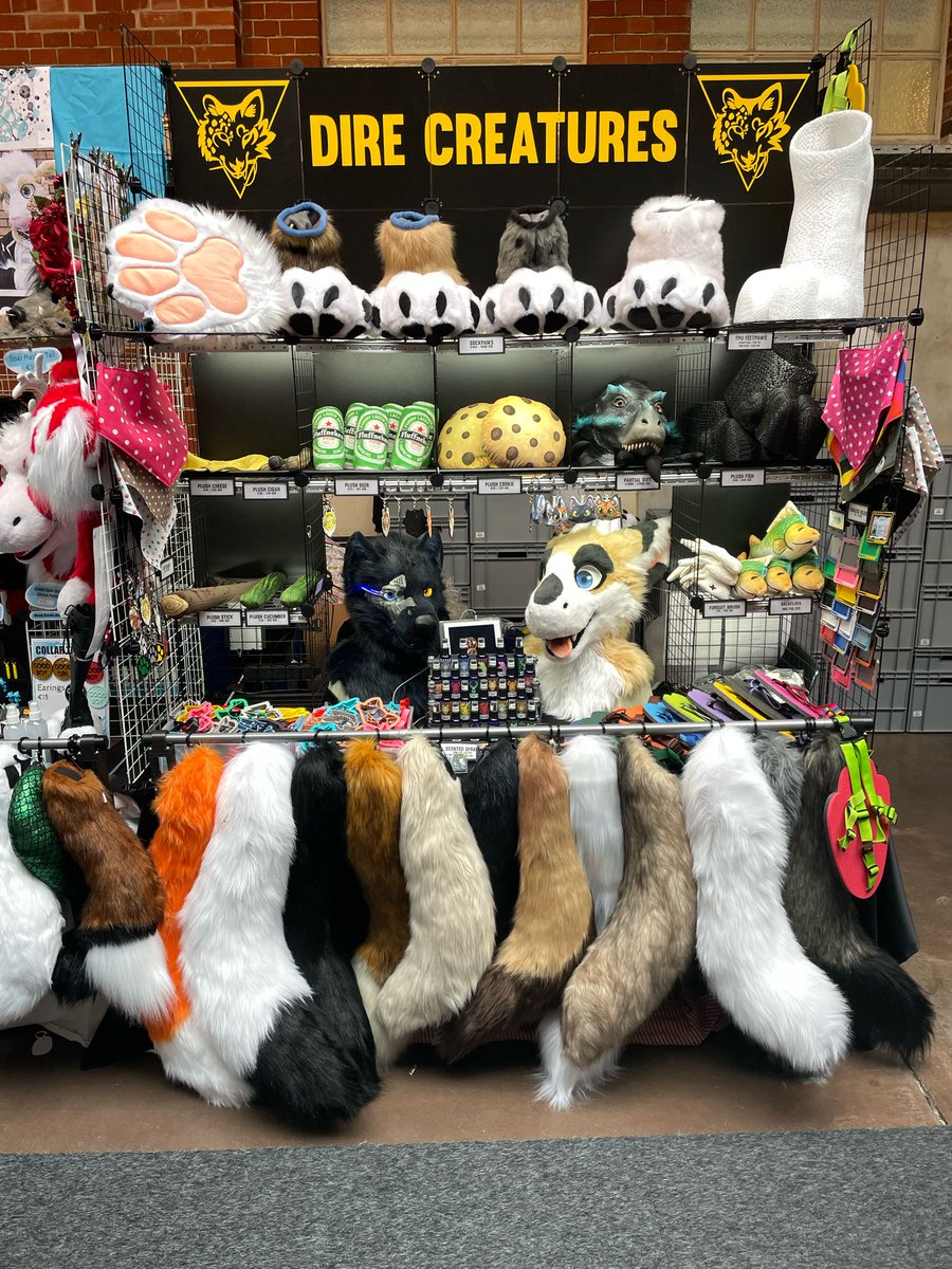Second day of @nordicfuzzcon dealer’s den! :3 today the weather is a little rainy, maybe pair of sandals save your precious feetpaws?