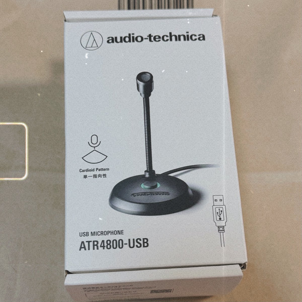 【💬度重なるSNS担当者のひとりごと】

弊社、スタッフでWEBミーティングをよくします！SNS担当者はマイク付きのヘッドセットで参加していました🎧