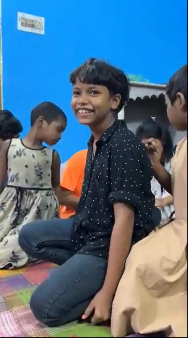 srcximb's tweet photo. A heartwarming experience at Asha Kiran Orphanage with Roshni 2.0. Inspired by the children's spirit and grateful for the opportunity to spread a little joy. #SRCXIMB #Roshni #HopeAndJoy #SocialResponsibility https://t.co/pdvuhIG2kO