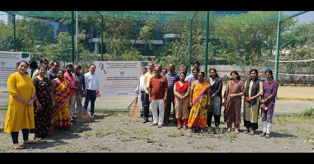 🌍✨ Mass Cleanliness Drive by Officers &amp; Officials of DO, Chennai, FCI ✨🌍This drive was part of the Swachhta Pakhwada campaign, a national movement aimed at fostering cleanliness and promoting eco-friendly practices across India. #SwachhtaPakhwada #FCI #MassCleanlinessDrive