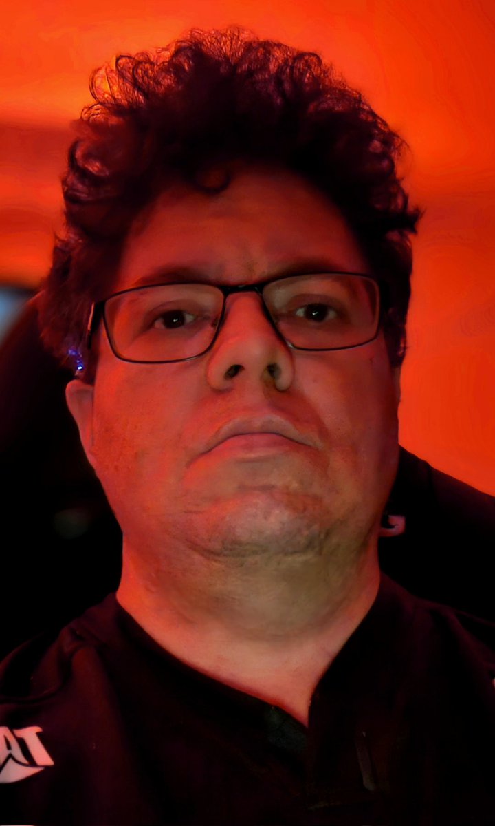 Dylan Naqova tweet media