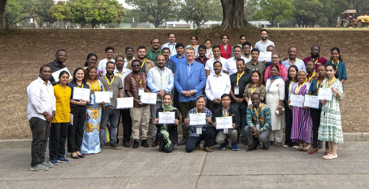 #PressRelease

ICRISAT Trains Officials from 14 Nations to Combat Land Degradation and Achieve Carbon Neutrality

Organized by #ICRISAT, under the aegis of the <a href="/MEAIndia/">Randhir Jaiswal</a> &amp; <a href="/ITECnetwork/">ITEC</a>, the training facilitated knowledge exchange in landscape conservation, sustainable farming,