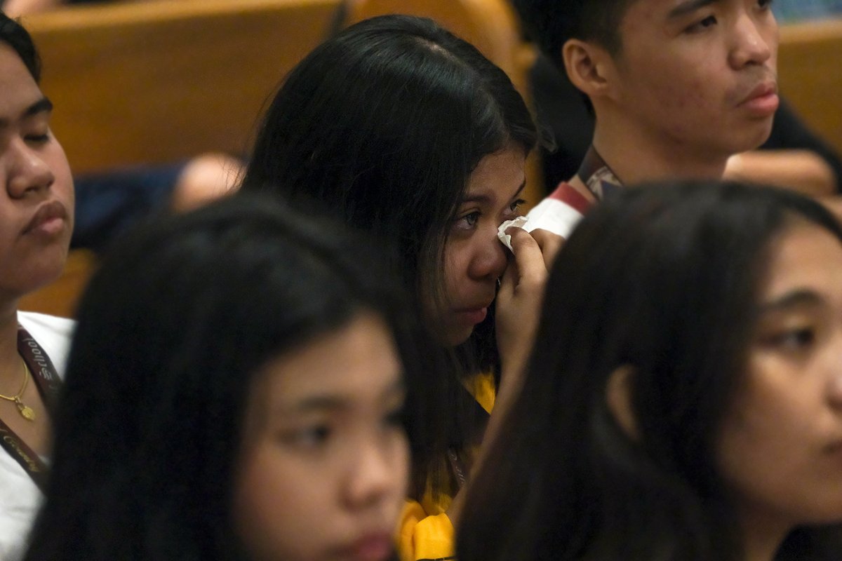 cbcpnews's tweet photo. Cardinal Jose Advincula leads a prayer service for the health of #PopeFrancis at the Manila Cathedral Feb. 21. The pope has been hospitalized at Rome’s Gemelli Hospital since Feb. 14 with a respiratory infection, later confirmed as double pneumonia. | 📷 Roy Lagarde/CBCPNews https://t.co/ts2pbgD8Bg