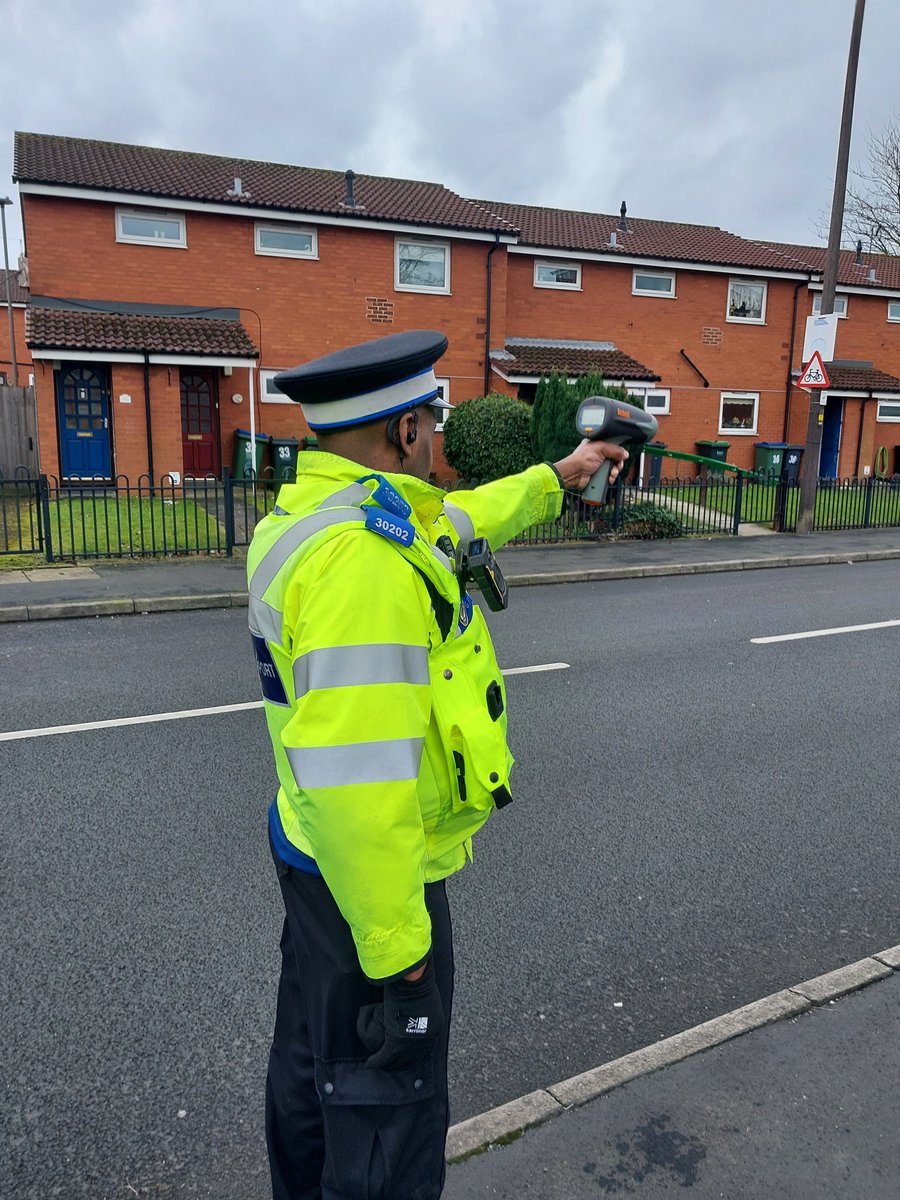 RowleyWMP's tweet image. Rowley Officers are conducting a speed watch incompany with Councillor Vicki Smith in Old Hill today where road users are speeding above the legal road limit. Drivers will be sent a warning letter advising them of speed awareness. @SandwellPolice #speedwatch #speedawareness