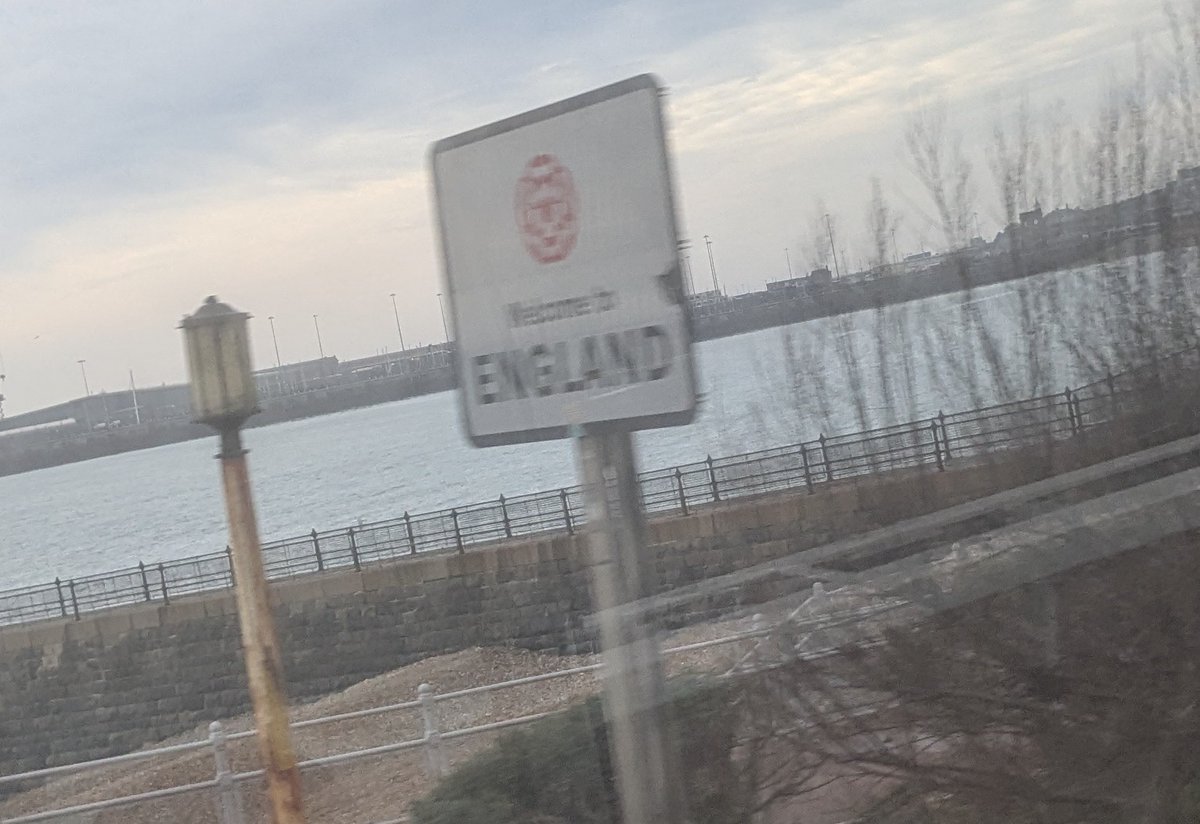 AHS Skiing tweet media