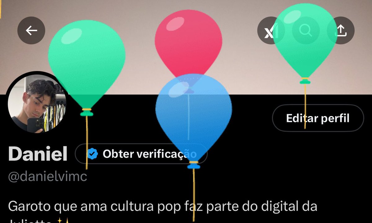 danielvimc's tweet image. E os balões subiram ✨