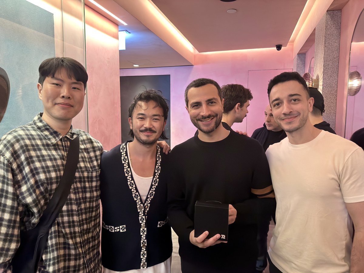 Ryder - We're Building Ryder One (@ryder_id) on Twitter photo Guess who’s #ryding? <a href="/Stacks/">stacks.btc</a> founder <a href="/muneeb/">muneeb.btc</a> is!
Oh, and by the way—we have support for the biggest L2 on Bitcoin. No big deal. 😉 Guess who’s #ryding? <a href="/Stacks/">stacks.btc</a> founder <a href="/muneeb/">muneeb.btc</a> is!
Oh, and by the way—we have support for the biggest L2 on Bitcoin. No big deal. 😉