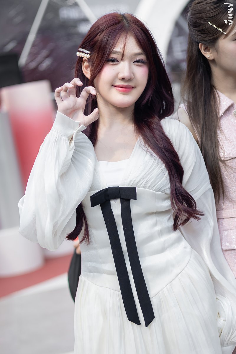 บีแนป ~ tweet media
