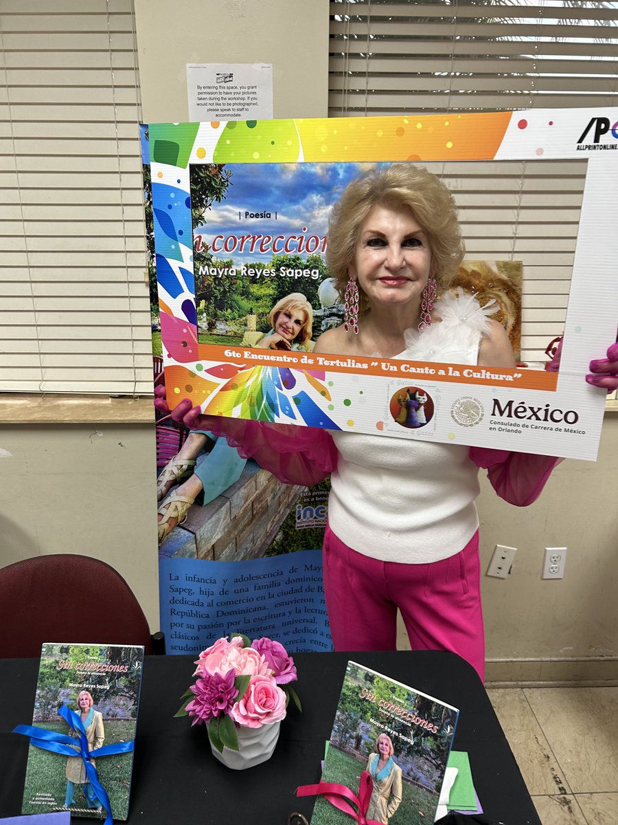 MayraSapeg's tweet photo. Encuentro de Tertulias en el consulado de México en Orlando, Florida. https://t.co/NtuI6xvJQa