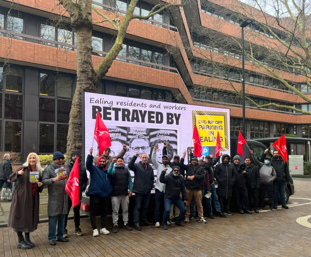 Unite London & Eastern (@unitelondoneast) on Twitter photo 🚨 People of Ealing, keep an eye out for our van today.
Striking parking services workers employed by Greener Ealing are asking <a href="/jamesmurray_ldn/">James Murray</a>, <a href="/deirdrecostigan/">Deirdre Costigan MP</a> and <a href="/_petermason/">Peter Mason</a> why they've failed to back workers and residents! 🥀
Support them here ➡️ cutt.ly/EalingRipOff 🚨 People of Ealing, keep an eye out for our van today.
Striking parking services workers employed by Greener Ealing are asking <a href="/jamesmurray_ldn/">James Murray</a>, <a href="/deirdrecostigan/">Deirdre Costigan MP</a> and <a href="/_petermason/">Peter Mason</a> why they've failed to back workers and residents! 🥀
Support them here ➡️ cutt.ly/EalingRipOff