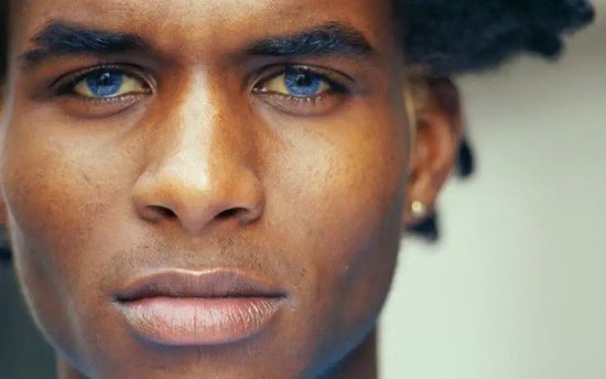 RadioGenoa's tweet photo. Irish Times: “The ancient Irish have black skin and blue eyes!” https://t.co/8uNfBJbKxE