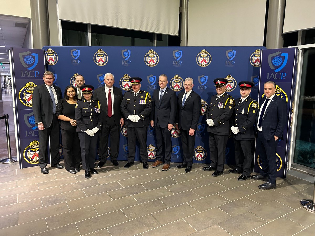 The IACP (@theiacp) on Twitter photo This week, IACP President Ken Walker attended the <a href="/TorontoPolice/">Toronto Police</a> graduation ceremony where 90 cadets were sworn into policing service. Graduation coincided with the grand opening of the IACP Training Center housed within the Toronto Police College. Thank you to Chief Myron Demkiw This week, IACP President Ken Walker attended the <a href="/TorontoPolice/">Toronto Police</a> graduation ceremony where 90 cadets were sworn into policing service. Graduation coincided with the grand opening of the IACP Training Center housed within the Toronto Police College. Thank you to Chief Myron Demkiw