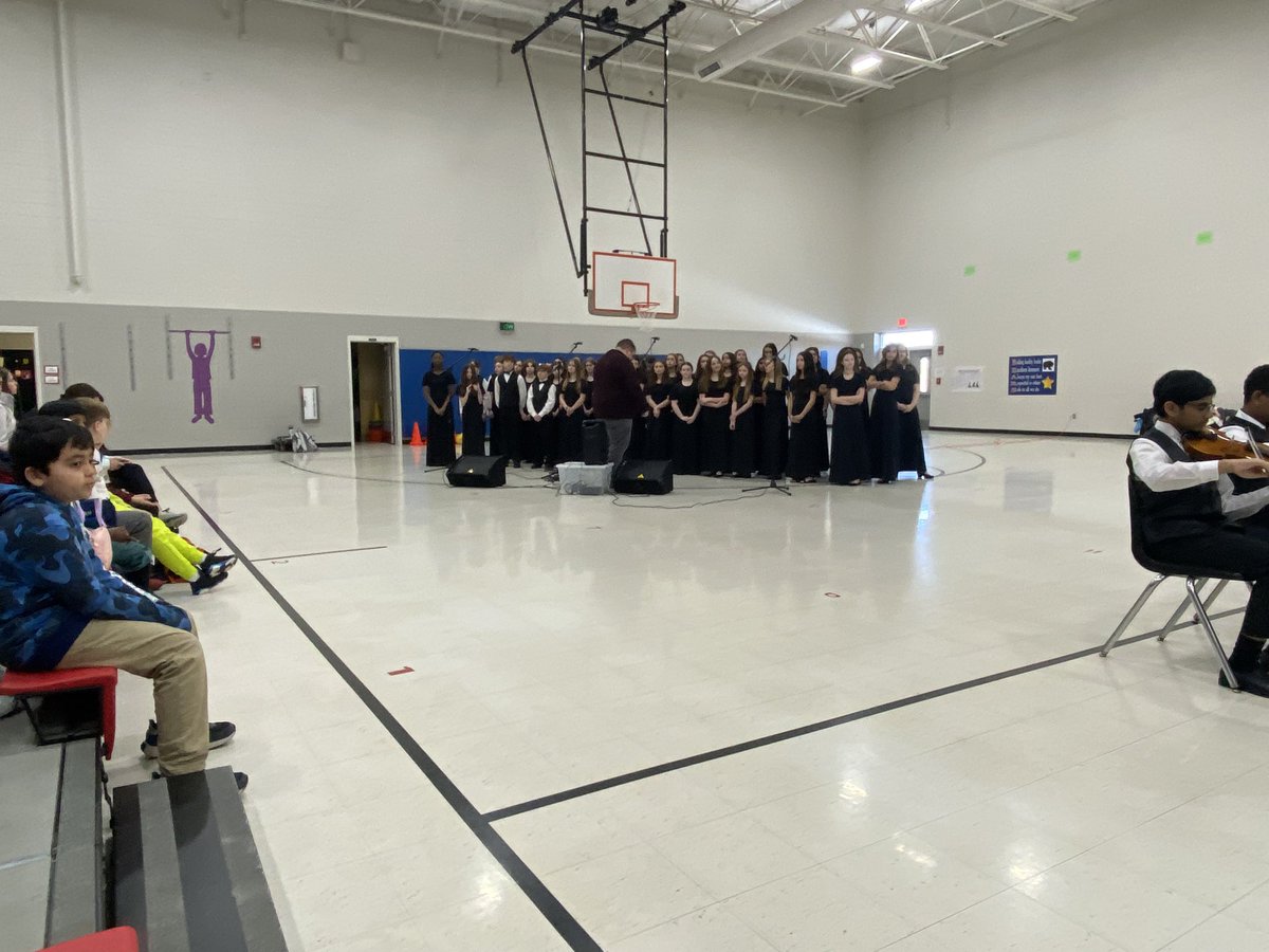 Bailey Station tweet media